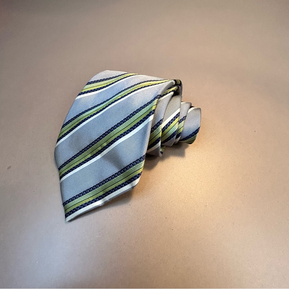 BANANA REPUBLIC Men's Silk Tie. Classic Blue Green Diagonal Stripes L56" W3 3/4